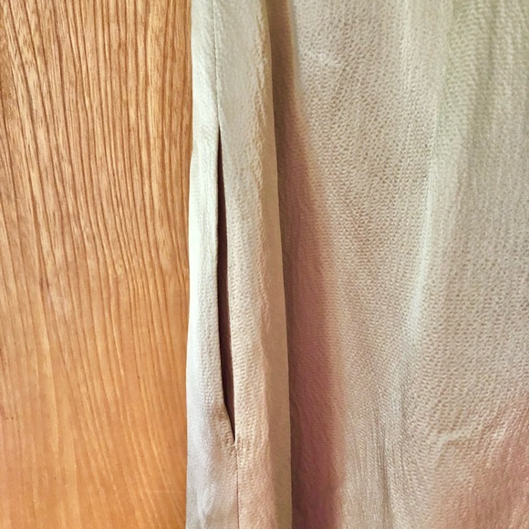 Banana Republic gold silk cocktail dress with pockets, 4 - Picture 11 of 14